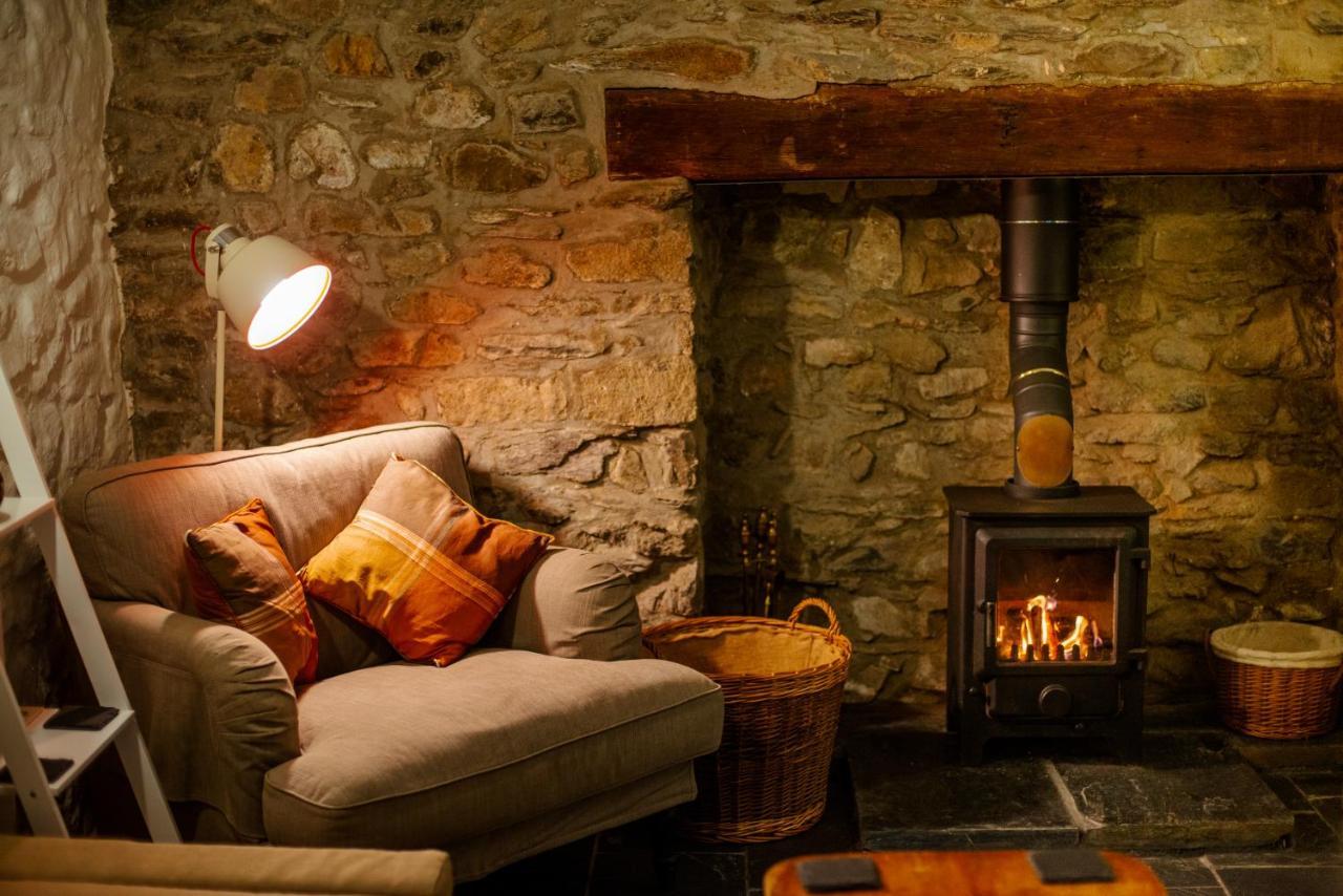 St Davids Hideaway With Roll-Top Bath & Log Burner Exterior foto