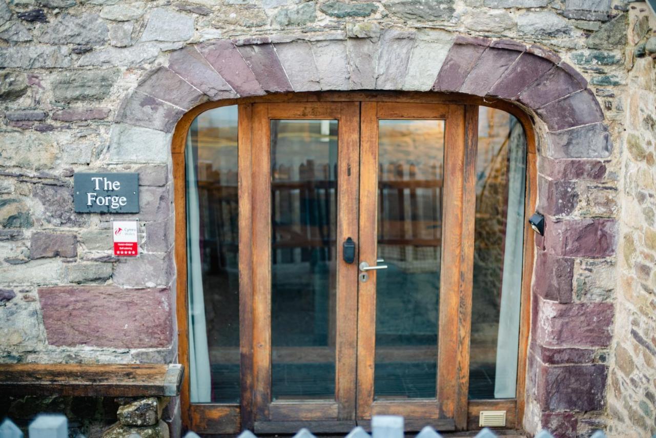 St Davids Hideaway With Roll-Top Bath & Log Burner Exterior foto